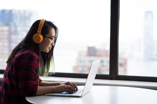Listening Comprehension: Developing Skills to Understand Spoken Chinese