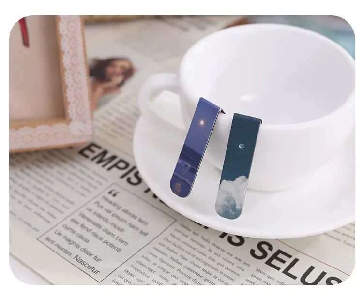 Journamm 2pcs/pack Fantasy Landscape Bookmarks for Books Readers School Supplies Creative Stationery Exquisite Gifts for Student